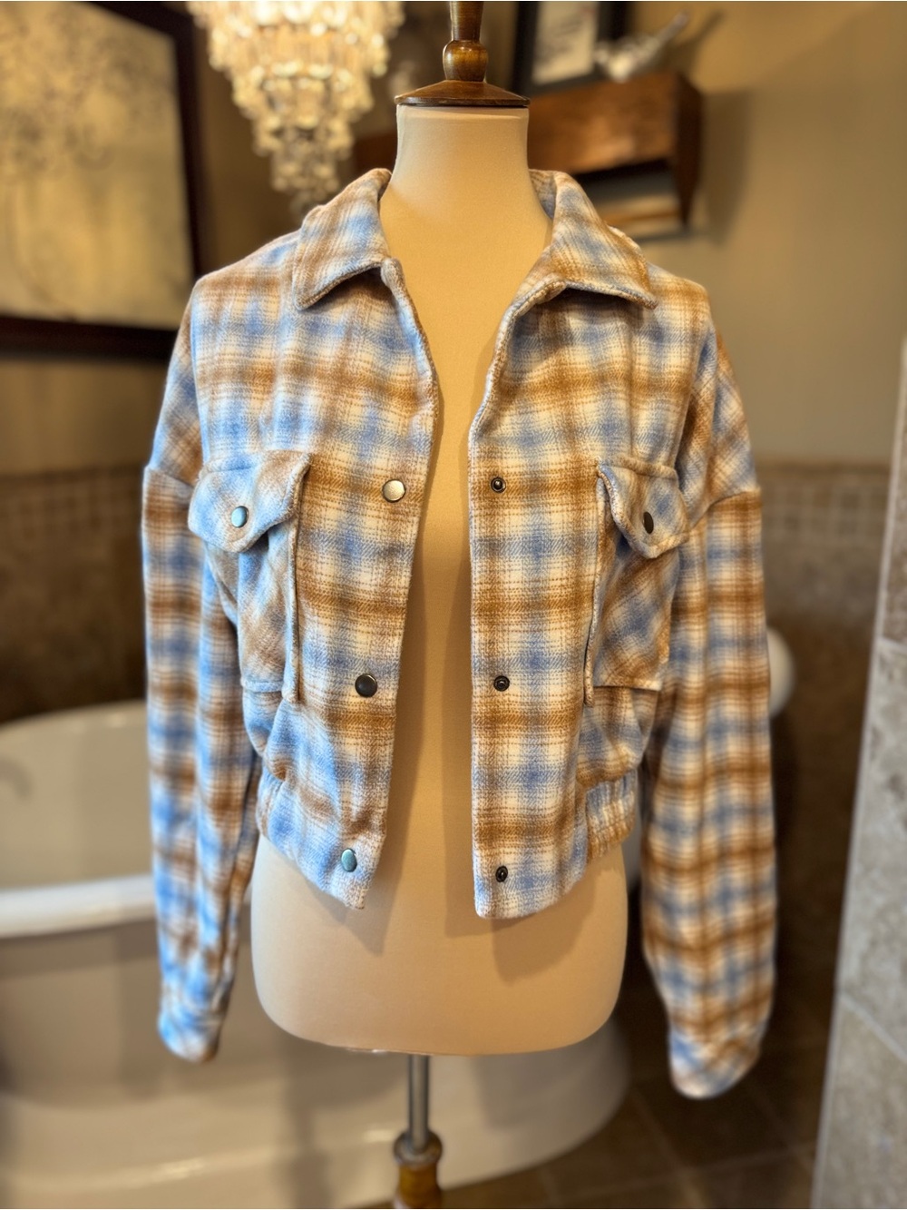 Timing Cropped Teddy Shacket in Blue & Tan Plaid snap button size large